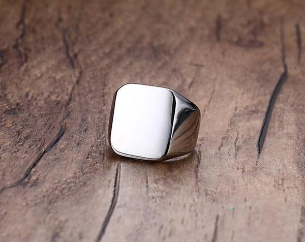Rizzo Gold Ring
