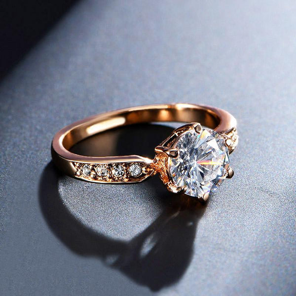 Rosegold Centerpiece Ring